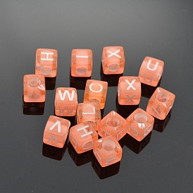 Lettres mélangées perles cubiques acryliques transparentes, trou horizontal, 6x6x6mm, Trou: 3mm, environ3100 pcs / 500 g