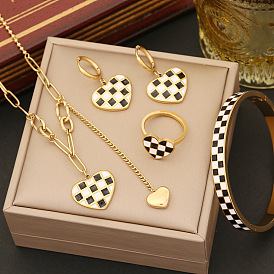 Chic Checkered Heart Pendant & Stainless Steel Necklace Set - Fashionable Jewelry N1134
