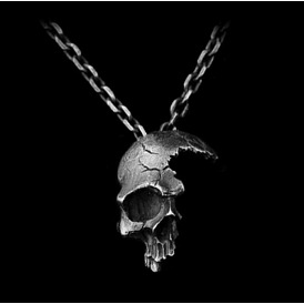 Retro Half Face Skull Necklace Men Imitation 925 Silver Skull Pendant Gothic Jewelry