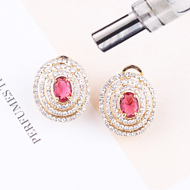 Elegant Oval Diamond Stud Earrings for a Fashionable Look