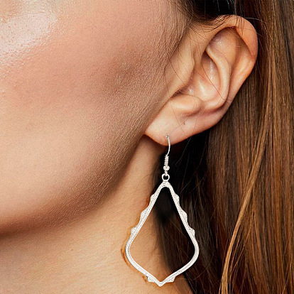 Полые серьги-подвески из сплава в форме капли