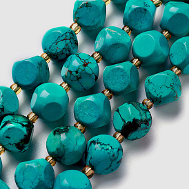 Brins de perles de magnésite synthétique, teint, avec des perles de rocaille, dés célestes à six faces