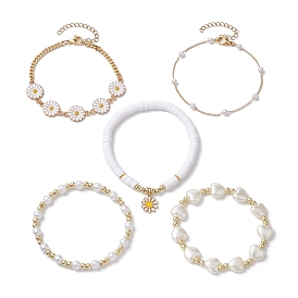 5 pcs 5 styles marguerite fleur alliage émail bracelet à breloques ensembles, Bracelets empilables extensibles en perles d'argile polymère faits à la main en acrylique et en forme de cœur pour femmes