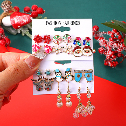 6-Piece Set of Stylish Christmas Earrings with Snowflake, Reindeer and Santa Claus Designs