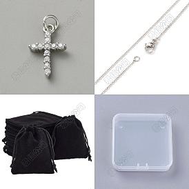 Kits para hacer collares, colgantes de zirconia cúbica transparente micro pavé de latón cruzado, Con collares de cadena y bolsita rectangular de terciopelo.