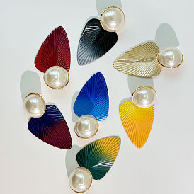 Fashion Gradient Leaf Earrings Women's Trendy Versatile Pearl Ear Jewelry Temperament