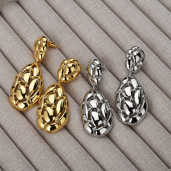 Retro Hollow Oval Drawbench Brass Dangle Stud Earrings for Women
