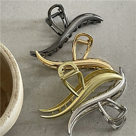 Vintage-inspired S-curve Hair Clip for Luxe, Metallic Finish Hairstyles