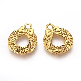 Tibetan Style Alloy Christmas Wreath Pendants, Lead Free & Cadmium Free, 20x16x2mm, Hole: 2mm