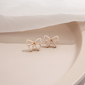 925 Silver Pearl Earrings with Delicate Bow - Elegant, Minimalist, Baroque, French Style
