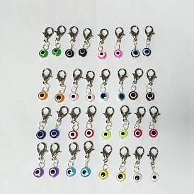 32 decoraciones colgantes de resina de mal de ojo, con broches de langosta de la aleación de la garra