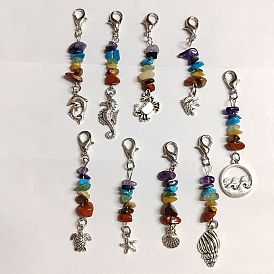 Decoraciones colgantes con chip de piedras preciosas de chakra., con cierres de garra de langosta de aleación de zinc y dijes de aleación de estilo tibetano con tema de animales marinos, formas mixtas
