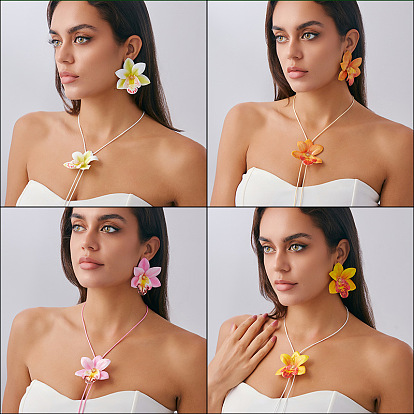 Кулон в виде цветка из ткани, цепочка из искусственной кожи с вощеным шнуром и кисточкой., платина