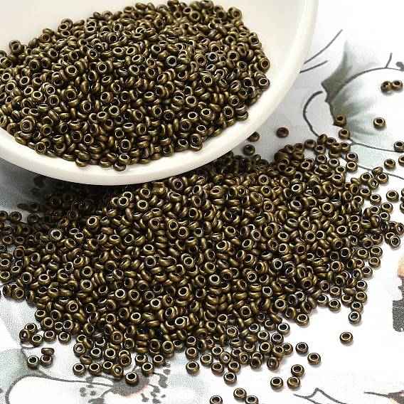 Полукруглые бусины toho, японский бисер