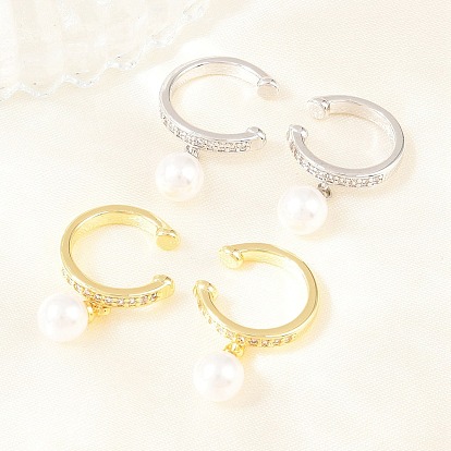 Круглые латунные серьги-каффы с микропаве из прозрачных кубических цирконий, с абс пластмассовой имитационной жемчужиной, без кадмия и без свинца, долговечный, стойки покрытие