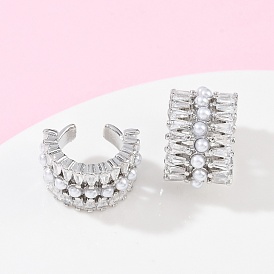 C-образные серьги-каффы из латуни с микропаве из прозрачных кубических цирконий, с пластиковой имитационной жемчужиной