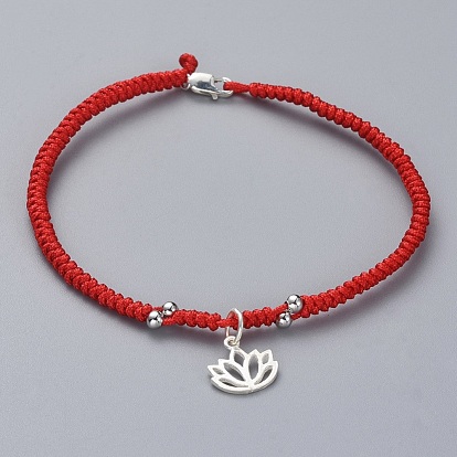 Tisser des bracelets à breloques, avec du fil de nylon, 925 fermoirs et breloques en forme de griffe de homard en argent sterling, des boîtes en carton, lotus