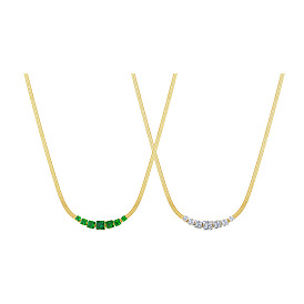Vintage Emerald Lock Collar Necklace with Diamond-Encrusted Geometric Pendant for Chic and Unique Style