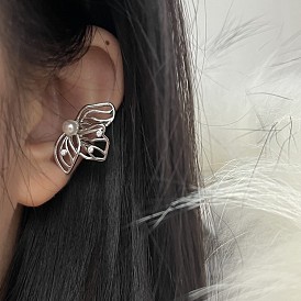 Butterfly Pearl Ear Clip - No Piercing Design, Stylish and Elegant.