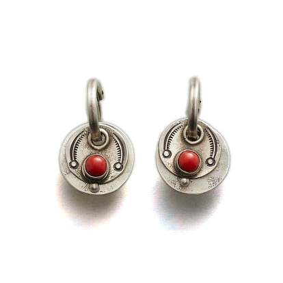 Синтетические бирюзовые серьги обруча, со сплавочной фурнитурой, плоско-круглые, красные, античное серебро