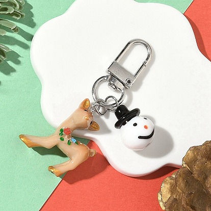 Подвески из смолы в виде пятнистого оленя на рождественскую тематику, с бусинами ручной работы в виде снеговика и поворотными застежками из сплава