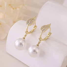 Natural Pearl Earrings with Leaf Decoration - Sweet Style, Sparkling, Elegant.