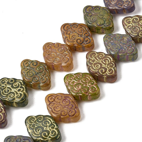 Выпечка краска бисер пряди, золотой металл обвитыми, облако