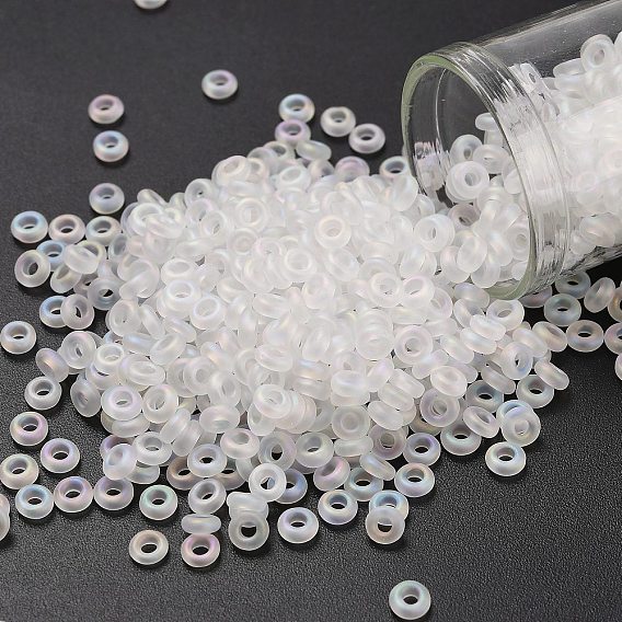 Полукруглые бусины toho, японский бисер