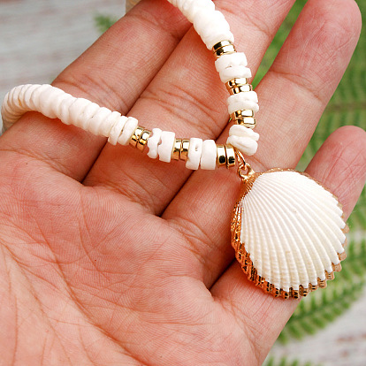 Natural Shell Pendant Necklace for Women, Boho Chic Jewelry Accessory