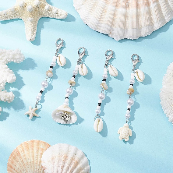 Подвеска в виде морской звезды, черепахи, синтетической бирюзы и натурального панциря трохуса, со стеклянными бусинами и застежками-карабинами из сплава