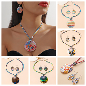 Комплект из серег и ожерелий с подвесками и граффити из натуральных ракушек в стиле бохо