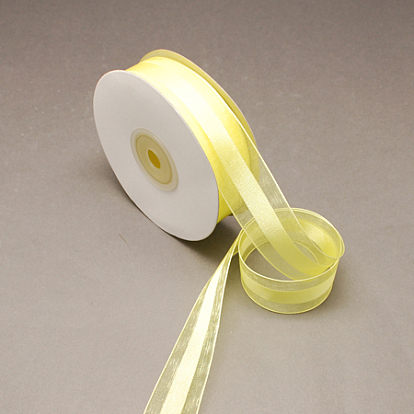 Двухцветной лентой из органзы