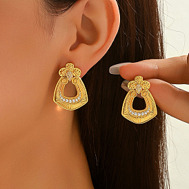 Серьги-гвоздики с подвесками в форме цветка из латуни с прозрачным кубическим цирконием