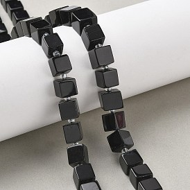 Натуральные бусины из черного оникса (окрашенные и нагретые), кубические, с бисером