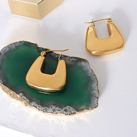 Vintage French Style Hollow Geometric U-shaped Earrings for Women in Titanium Steel with 18k Gold Plating.