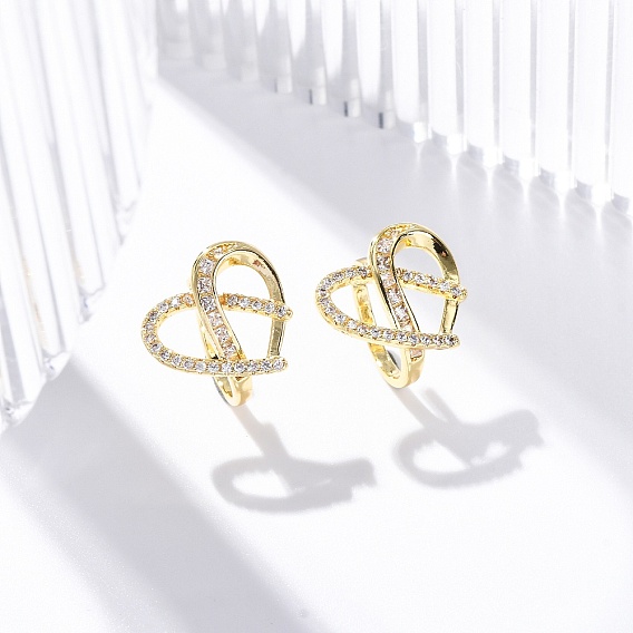 Серьги-манжеты из латуни с микропаве из прозрачного кубического циркония, без свинца и без кадмия, сердце