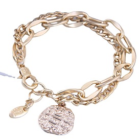 Minimalist Metal Seashell Charm Bracelet for Chic and Elegant Look