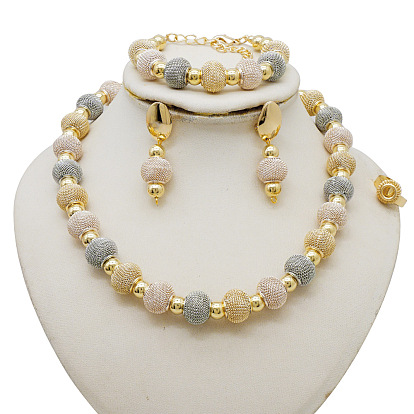 Комплект из ожерелья из бисера и сережек-гвоздиков, браслета и кольца из сплава