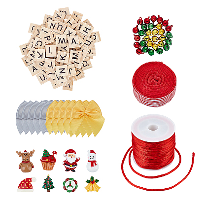 Kits de fabricación de joyas con tema navideño de bricolaje, cuadrado con letra y número cabujones de madera y resina navideña, hilos de hilo trenzado de nailon, dijes de latón y cinta de poliéster