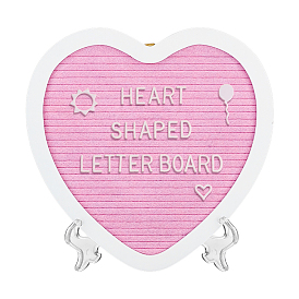 Деревянная доска с буквами в форме сердца., с пластиковым держателем
