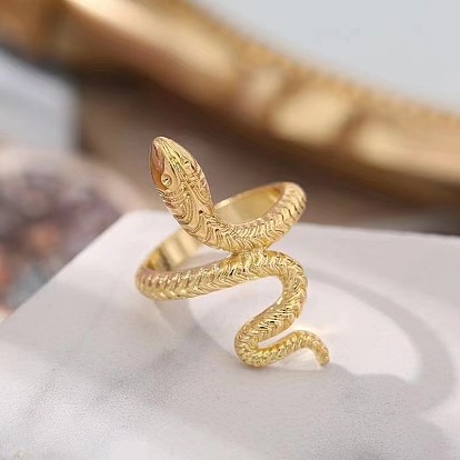 Vintage Snake Ring - Retro Fashion Jewelry, Statement Finger Ring, Minimalist and Bold