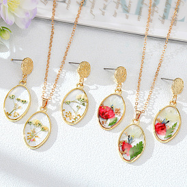 Golden Floral Jewelry Set with Everlasting Flowers and Pearls