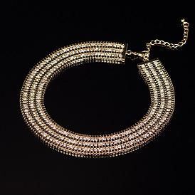 Elegante collar corto con diamantes incrustados para mujer: accesorio perfecto para vestir