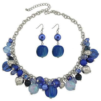 Комплекты из ожерелий с подвесками и серег-гвоздиков из сплава, стекла и пластика