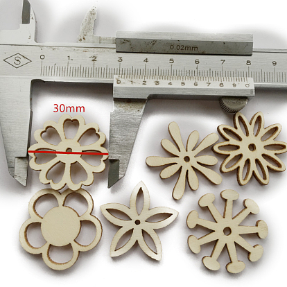 50Pcs Unfinished Wood Flower Shaped Cutouts Ornament, Flower Hanging Pendants, Painting Supplies