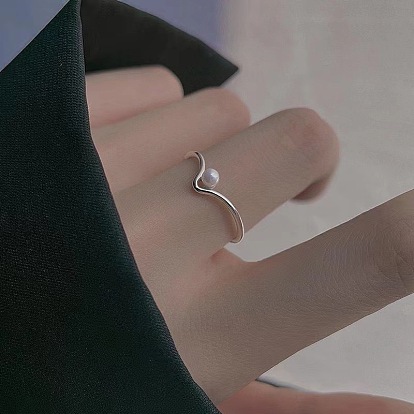 Регулируемые манжеты из латуни и искусственного жемчуга для женщин, буква v форма