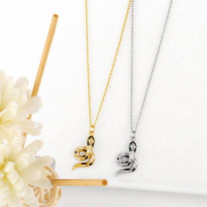 Fashionable Snake Pendant Necklace for Women, Retro and Versatile Sweater Chain