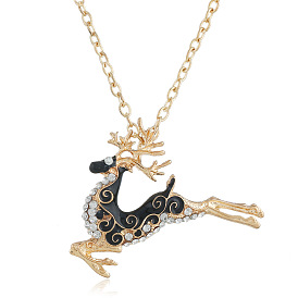 Sparkling Reindeer Necklace and Brooch - Festive Christmas Jewelry with Diamonds and Silver/Gold Plating