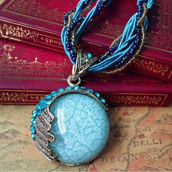 Ретро-богемный стиль сплав горный хрусталь смола стекло крылья плоские круглые подвески ожерелья, матч свитер