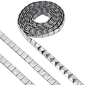 2.4 Yards 201 Edelstahl-Ziernieten, Hot-Fix-Metall zum Aufbügeln, konvexe Kuppel, Nagelkopf-Zierleiste, Viereck